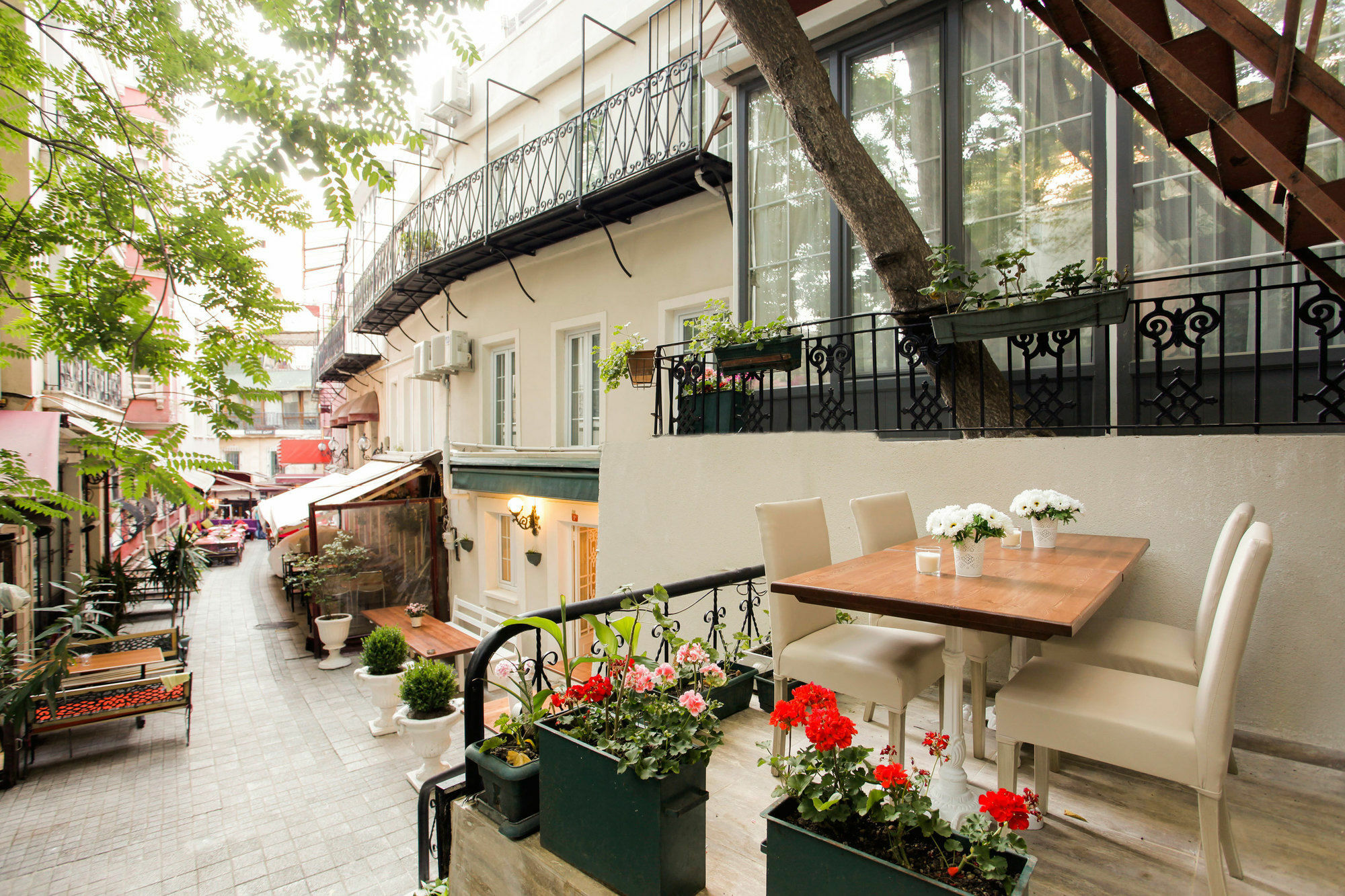 The Loft Istanbul Hotel Exterior photo