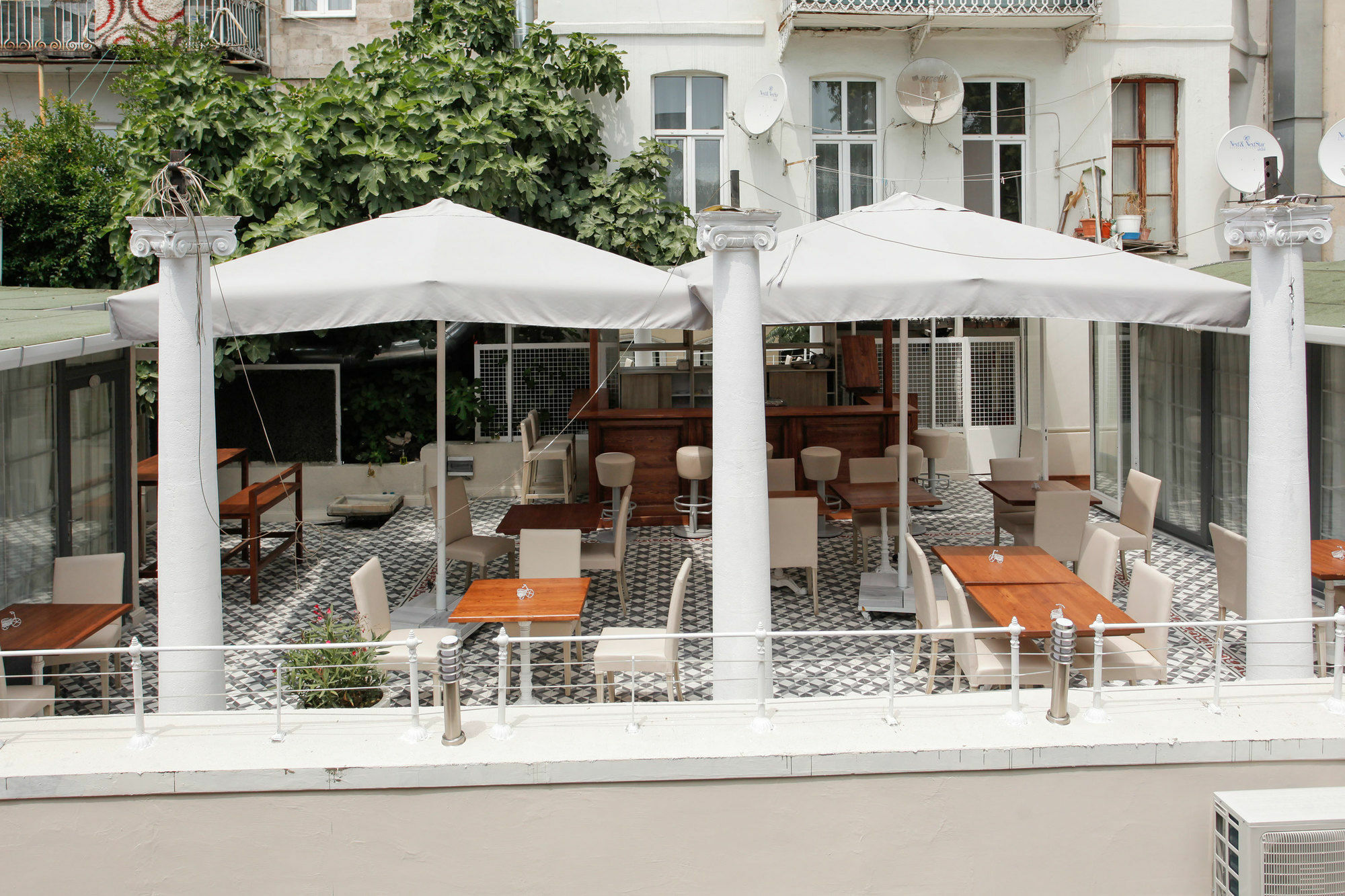 The Loft Istanbul Hotel Exterior photo